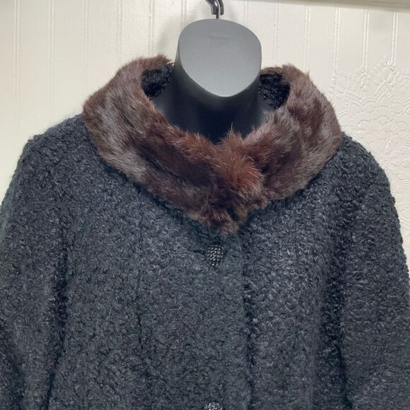 VINTAGE Lambswool coat with Mink Collar - Picture 2 of 4